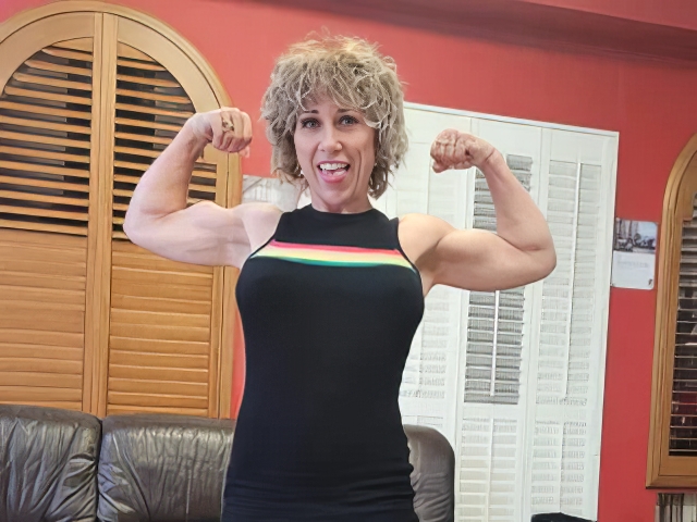 Muscle MILF